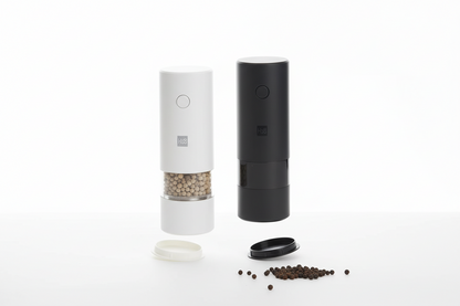 Electric Grinder for Black Pepper and Sea Salt