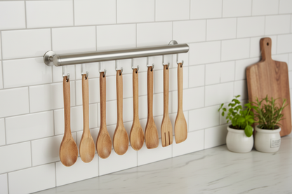 Konyhai eszközökhöz falszervező